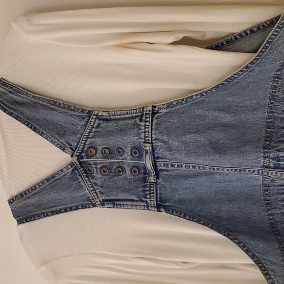 Detailed overalls with flower embroidery sz 16W - Picture 5 of 7